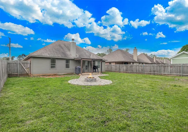 Homes for sale in Haughton, LA | 521 Big Red Cir, Haughton, LA 71037 | MLS# 21229014