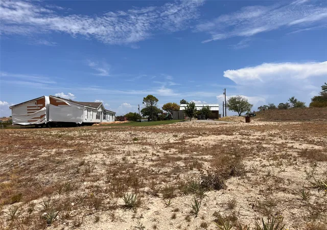 Photo 3 of Land for sale at 200 Enchanted Lakes Cir, Azle, TX 76020 | MLS# 21229045 | Listing updated on 2026-10-04
