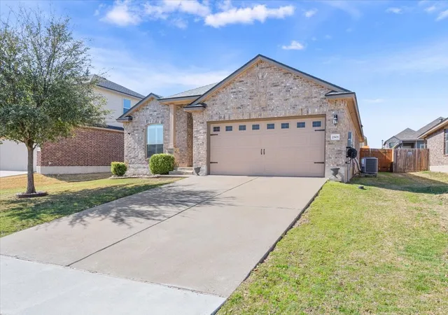 Photo 2 of Sale Pending at 2801 Samson Dr, Lorena, TX 76655 | MLS# 21229115 | Listing updated on 2026-08-03