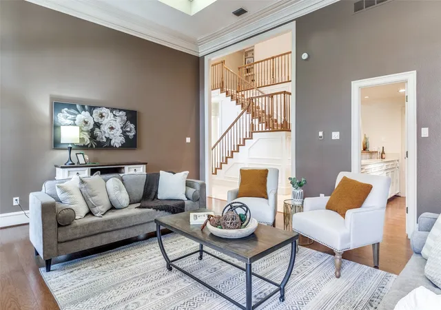 Photo 4 of Single family home for sale at 7155 Helsem Bnd, Dallas, TX 75230 | MLS# 21215774 | Listing updated on 2026-09-25