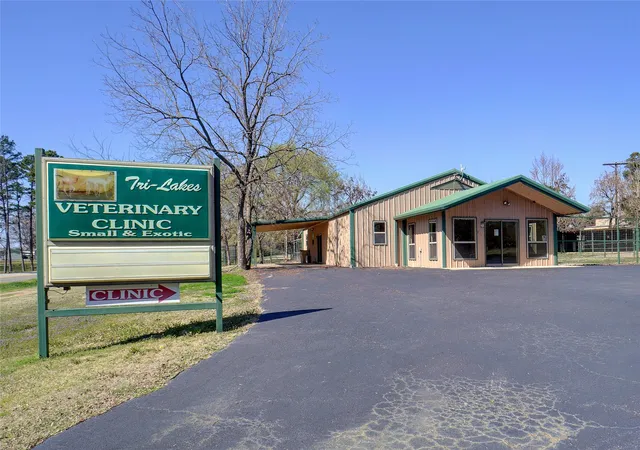 Photo 4 of House for sale at 111 Farm Market #21, Mount Pleasant, TX 75455 | MLS# 21202470 | Listing updated on 2026-09-17
