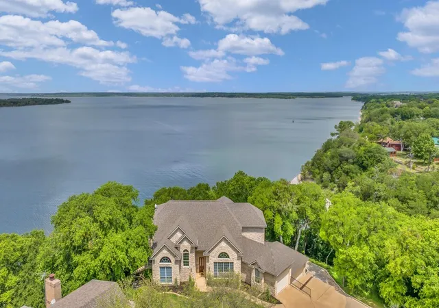 Photo 3 of Single family home for sale at 237 Giant Cedar Trl, Whitney, TX 76692 | MLS# 21227898 | Listing updated on 2026-07-23
