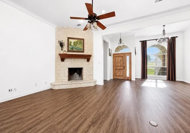Photo 4 of Single family home for sale at 6398 Dorsey Dr, Athens, TX 75752 | MLS# 21227584 | Listing updated on 2026-09-23