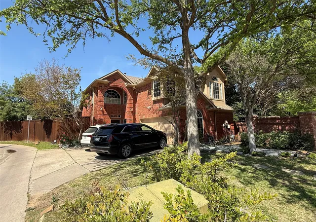 Photo 3 of Single family home for sale at 196 Cove Dr, Coppell, TX 75019 | MLS# 21229312 | Listing updated on 2026-08-21