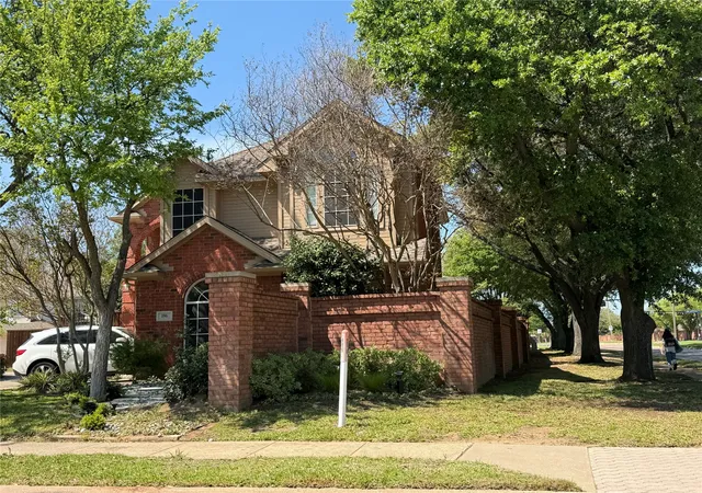 Photo 4 of Single family home for sale at 196 Cove Dr, Coppell, TX 75019 | MLS# 21229312 | Listing updated on 2026-08-21