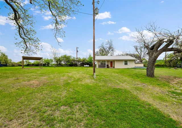 Homes for sale in Weatherford, TX | 101 S Frio Ct, Weatherford, TX 76087 | MLS# 21229069