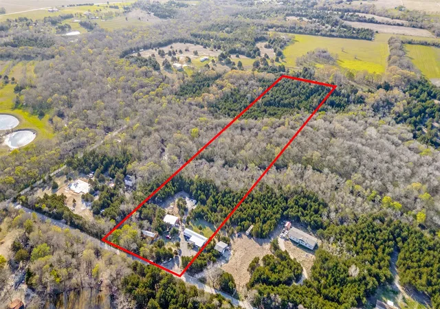 Homes for sale in Palmer, TX | 1425 Hunsucker Rd, Palmer, TX 75152 | MLS# 21229364