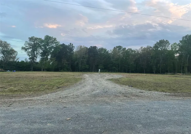 Photo 1 of Land for sale at 1333 W Hollow Oak Ln, Shreveport, LA 71107 | MLS# 21229375 | Listing updated on 2026-08-04