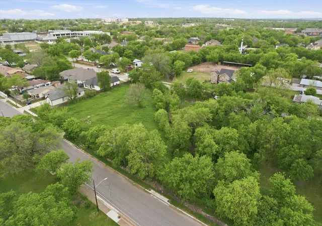 Homes for sale in Fort Worth, TX | 5301 Elgin St, Fort Worth, TX 76105 | MLS# 21229404