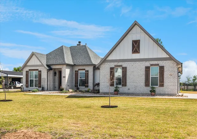 Homes for sale in Trenton, TX | 776 Cheyenne Trl, Trenton, TX 75490 | MLS# 21229502