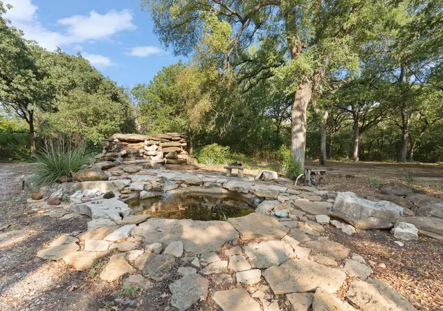 Homes for sale in Alvarado, TX | 1944 County Road 401, Alvarado, TX 76009 | MLS# 21227611
