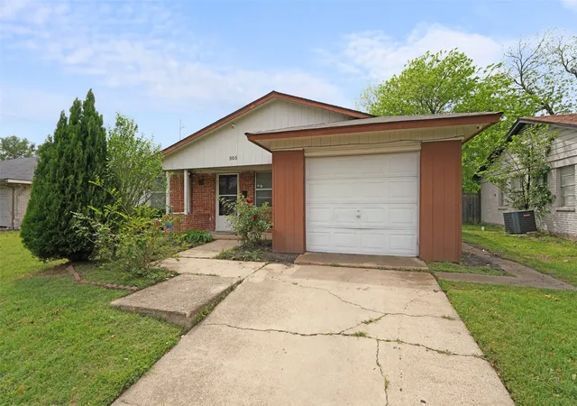 Photo 2 of Sale Pending at 505 Lawson Dr, Garland, TX 75042 | MLS# 21229629 | Listing updated on 2026-07-21