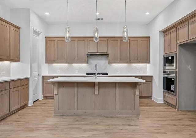 Photo 3 of Single family home for sale at 3772 Bermuda Grass Wy, Midlothian, TX 76084 | MLS# 21229255 | Listing updated on 2026-08-26