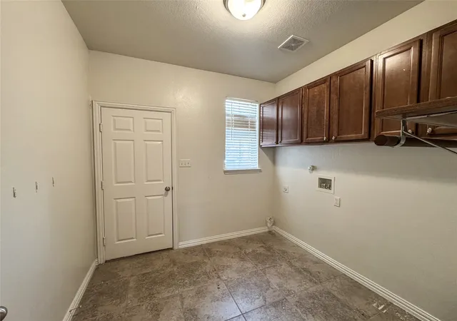 Homes for sale in Corinth, TX | 4300 Windy Meadow Dr, Corinth, TX 76208 | MLS# 21229706