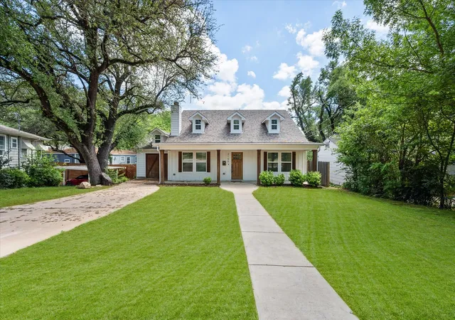 Single family home for sale at 2158 Morning Glory Ave, Fort Worth, TX 76111 | MLS# 21229808