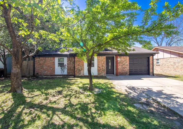 Homes for sale in Balch Springs, TX | 12308 Queen Dr, Balch Springs, TX 75180 | MLS# 21229849