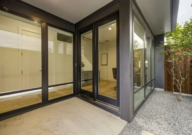Photo 2 of Single family home for sale at 5133 Vickery Blvd, Dallas, TX 75206 | MLS# 21229890 | Listing updated on 2026-08-22