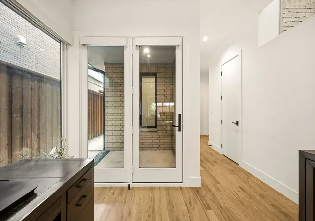 Photo 3 of Single family home for sale at 5133 Vickery Blvd, Dallas, TX 75206 | MLS# 21229890 | Listing updated on 2026-08-22