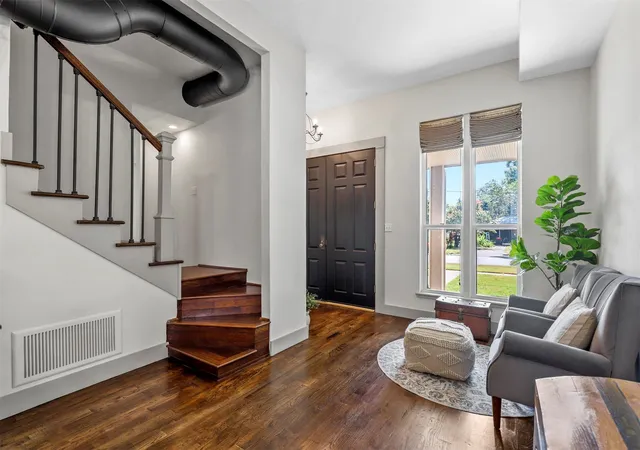 Photo 3 of Single family home for sale at 115 N 1St St, Midlothian, TX 76065 | MLS# 21229897 | Listing updated on 2026-10-04