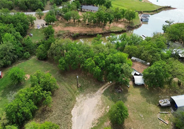 Homes for sale in Nocona, TX | 8 Iowa Ct, Nocona, TX 76255 | MLS# 21229877