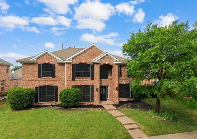 Homes for sale in Rowlett, TX | 2613 Dove Creek Dr, Rowlett, TX 75088 | MLS# 21229956