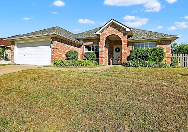 Photo 1 of Sale Pending at 1600 Creekside Ave, Sherman, TX 75092 | MLS# 21230195 | Listing updated on 2026-07-14