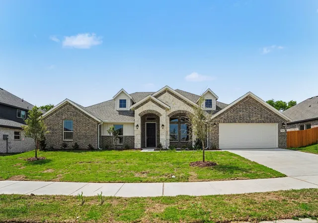 Homes for sale in De Soto, TX | 706 Alaina Dr, De Soto, TX 75115 | MLS# 21230272