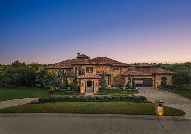 Photo 1 of Sale Pending at 9541 Marbella Dr, Fort Worth, TX 76126 | MLS# 21205061 | Listing updated on 2026-08-26