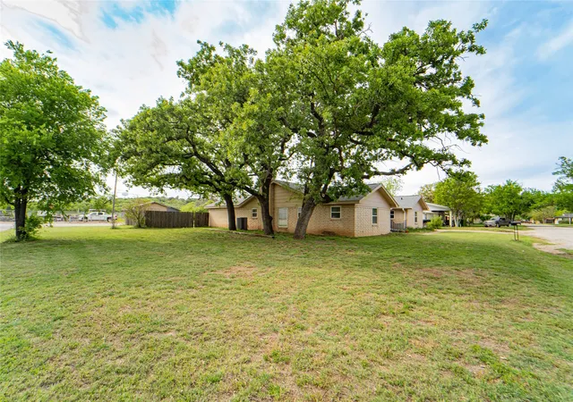 Homes for sale in Breckenridge, TX | 201 Westwood St, Breckenridge, TX 76424 | MLS# 21230151