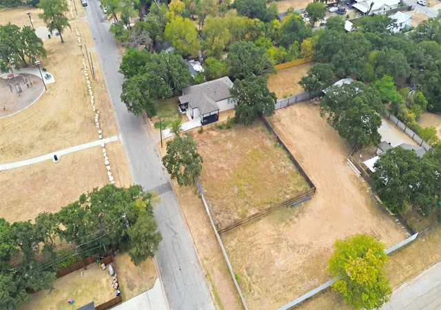 Photo 1 of Land for sale at 4608 Shackleford St, Fort Worth, TX 76119 | MLS# 21230456 | Listing updated on 2026-08-28