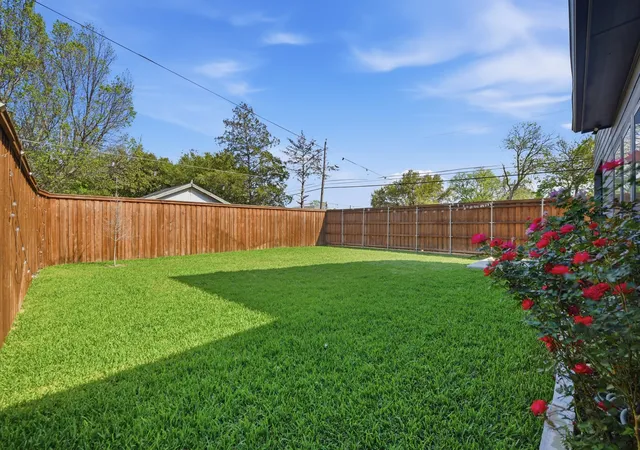 Photo 36 of Single family home for sale at 4002 Furey St, Dallas, TX 75212 | MLS# 21230237 | Listing updated on 2026-08-23