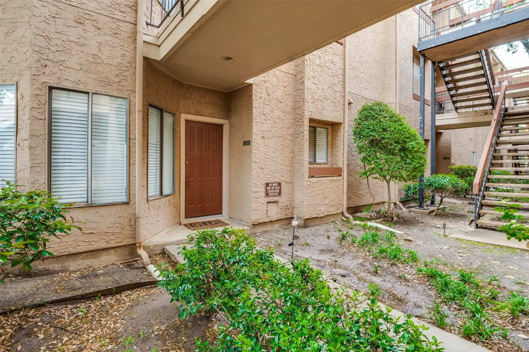 Condo for sale at 5550 Spring Valley Rd #G16, Dallas, TX 75254 | MLS# 21230178
