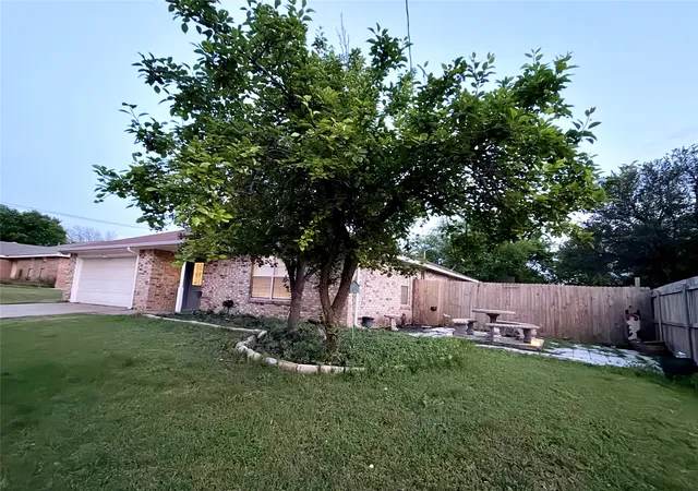 Homes for sale in Duncanville, TX | 422 Jellison Blvd, Duncanville, TX 75116 | MLS# 21230678