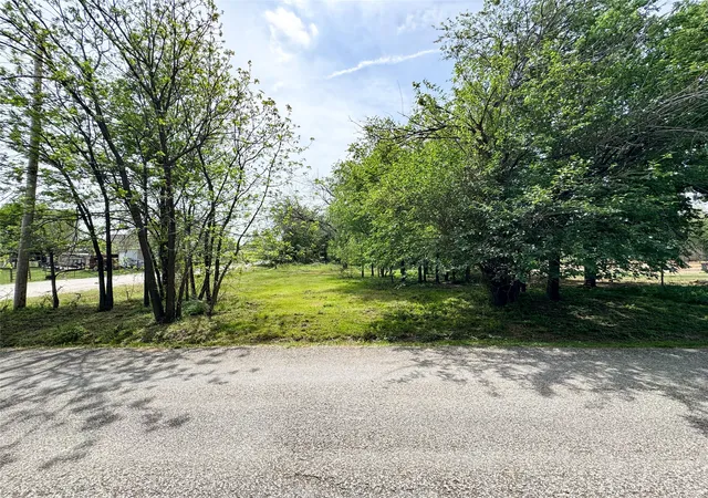 Homes for sale in Cisco, TX | 301 W 2nd St, Cisco, TX 76437 | MLS# 21230784