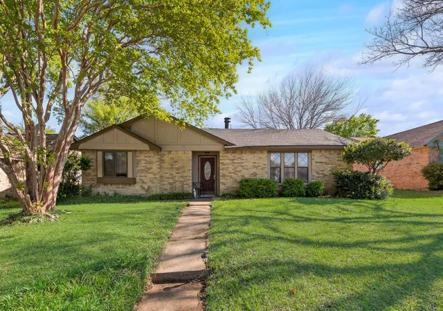 Photo 1 of Single family home for sale at 708 Shady Creek Trl, Mesquite, TX 75150 | MLS# 21229518 | Listing updated on 2026-09-01