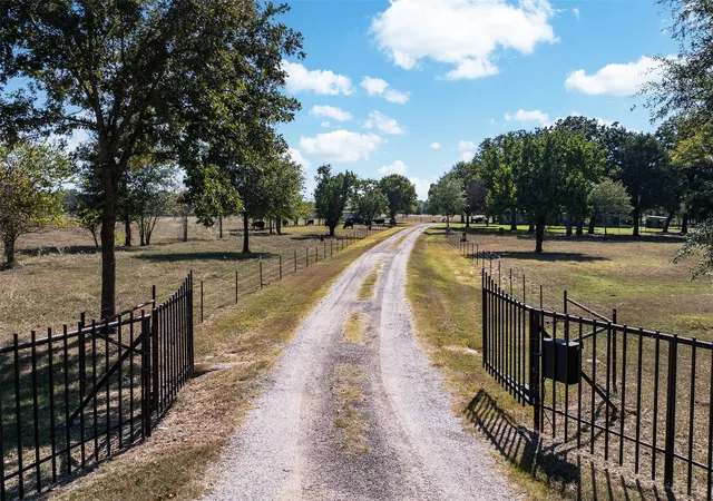 35th image of 7639 Fm 3396, Kemp, TX 75143 | MLS# 21227847