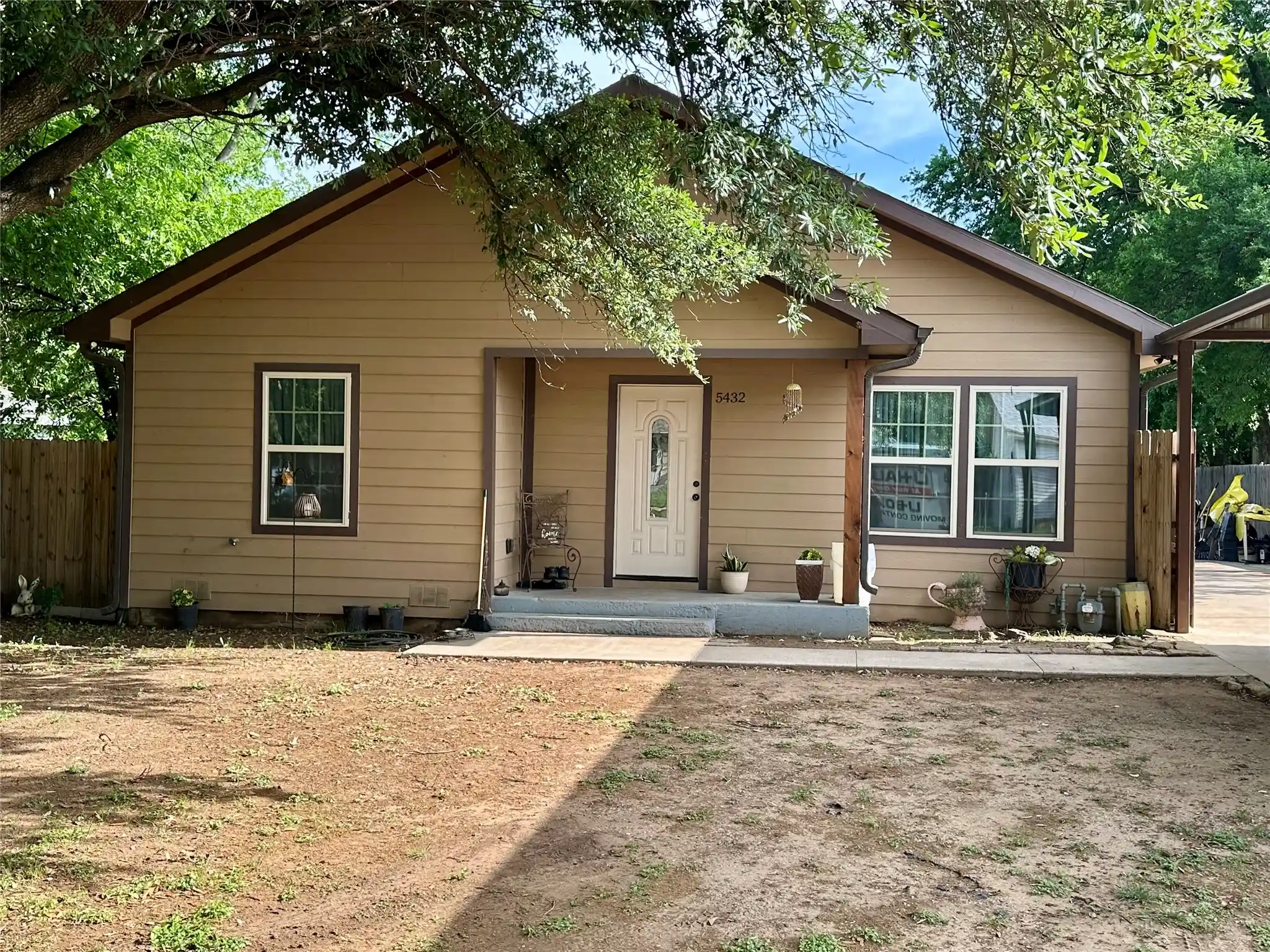 Photo 1 of Single family home for sale at 5432 Laster Rd, Fort Worth, TX 76119 | MLS# 21225095 | Listing updated on 2026-10-25