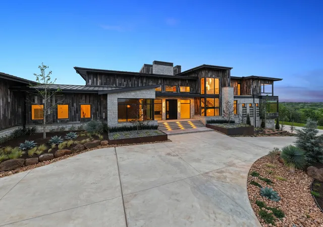 3rd image of 545 W Bob Jones Rd, Southlake, TX 76092 | MLS# 21230918