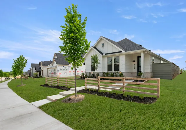 Homes for sale in Justin, TX | 8708 Treeline Pkwy, Justin, TX 76247 | MLS# 21230969