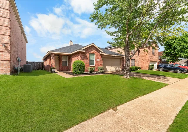 Photo 1 of Single family home for sale at 1225 Glencoe Dr, Glenn Heights, TX 75154 | MLS# 21231069 | Listing updated on 2026-07-18