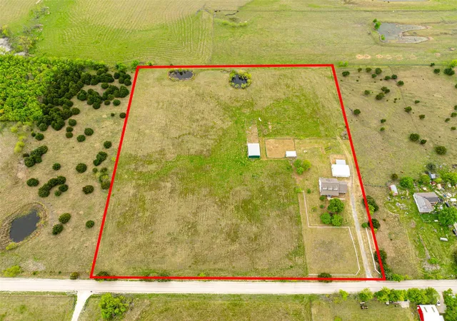 Photo 2 of Single family home for sale at 22050 County Road 850, Farmersville, TX 75442 | MLS# 21228001 | Listing updated on 2026-07-21
