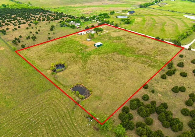 Photo 3 of Single family home for sale at 22050 County Road 850, Farmersville, TX 75442 | MLS# 21228001 | Listing updated on 2026-07-21