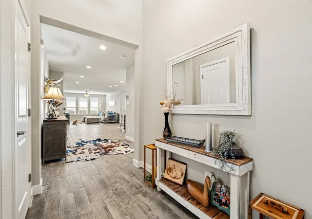 Photo 3 of Single family home for sale at 1201 Shackleford Ln, Weatherford, TX 76087 | MLS# 21231384 | Listing updated on 2026-07-16