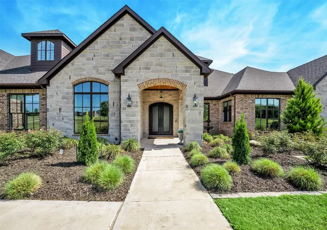 Photo 3 of Mansion for sale at 2286 White Stag Rd, Celina, TX 75009 | MLS# 21202414 | Listing updated on 2026-09-03