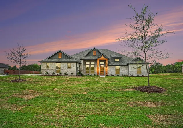 Photo 1 of Single family home for sale at 6830 Southrock Rd, Midlothian, TX 76065 | MLS# 21231766 | Listing updated on 2026-09-26