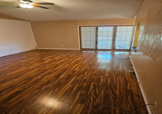 Photo 3 of Sale Pending at 6001 Redwood Ln, Rowlett, TX 75089 | MLS# 21230435 | Listing updated on 2026-07-23