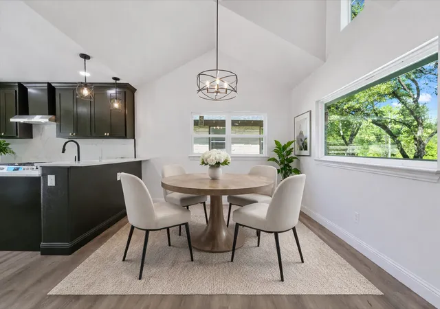 Photo 2 of Sale Pending at 1918 Elmwood Blvd, Dallas, TX 75224 | MLS# 21226429 | Listing updated on 2026-07-19