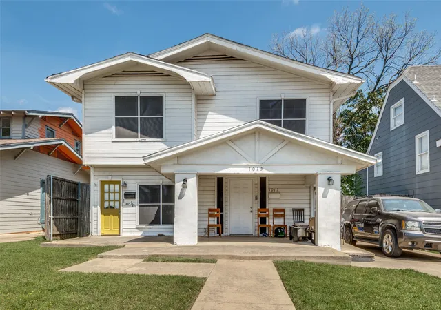 Photo 2 of Land for sale at 1015 Kings Hwy, Dallas, TX 75208 | MLS# 21228672 | Listing updated on 2026-09-24