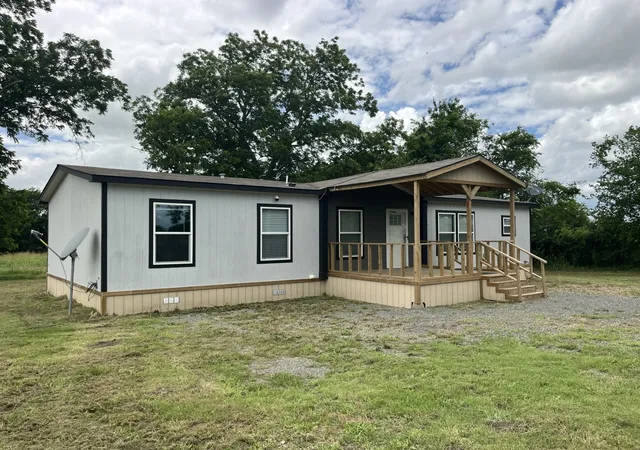 Photo 3 of Manufactured home for sale at 440 Fm 44, Annona, TX 75550 | MLS# 21230584 | Listing updated on 2026-07-25