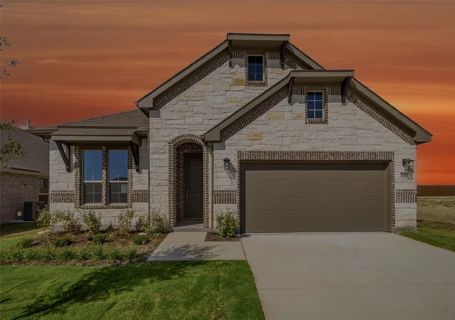 Photo 1 of Single family home for sale at 3007 Leopard Ln, Ennis, TX 75119 | MLS# 21231967 | Listing updated on 2026-09-27
